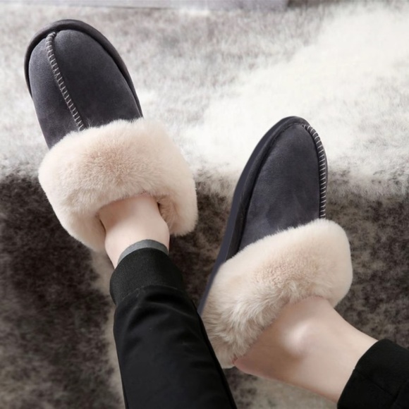Slip On Fleece Slippers Memory Foam Cushion Warm and Cozy New - Picture 4 of 6